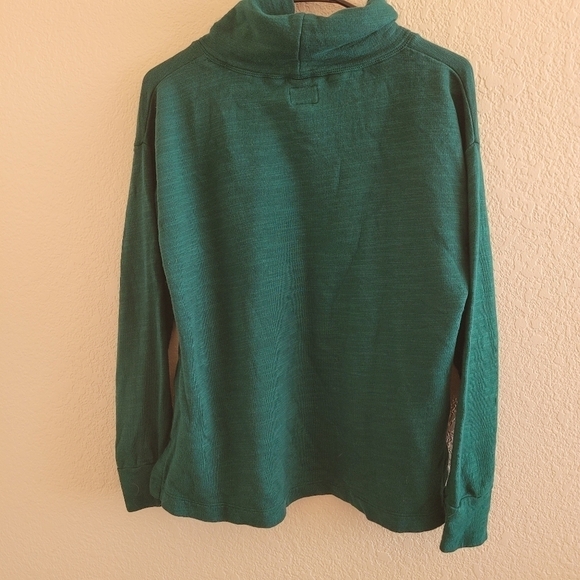 J Crew vintage fleece Turtleneck green , classic , womans size M - Picture 6 of 9